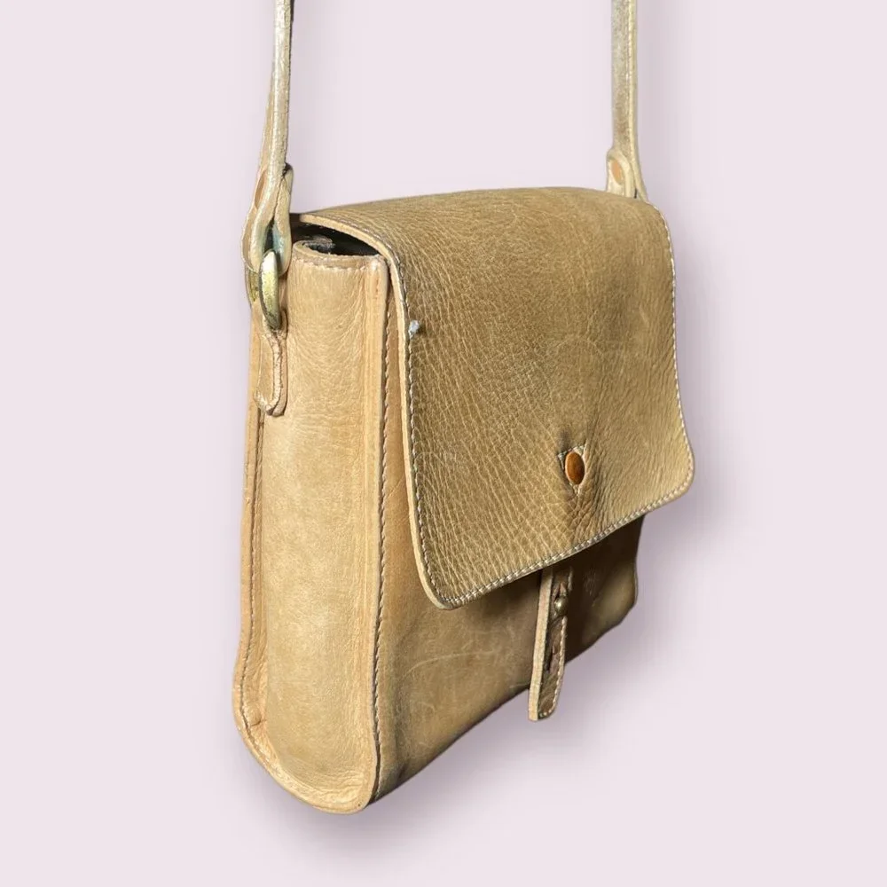 VTG Leather Espirit Crossbody